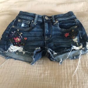 American eagle distressed floral shortie sz0